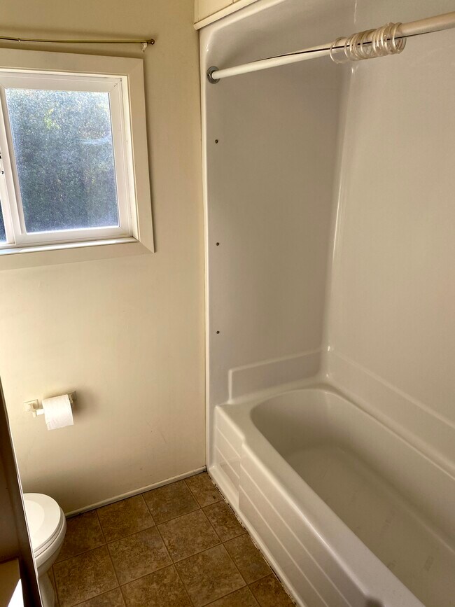 Hallway bathroom - 4270 E Valley Center Rd