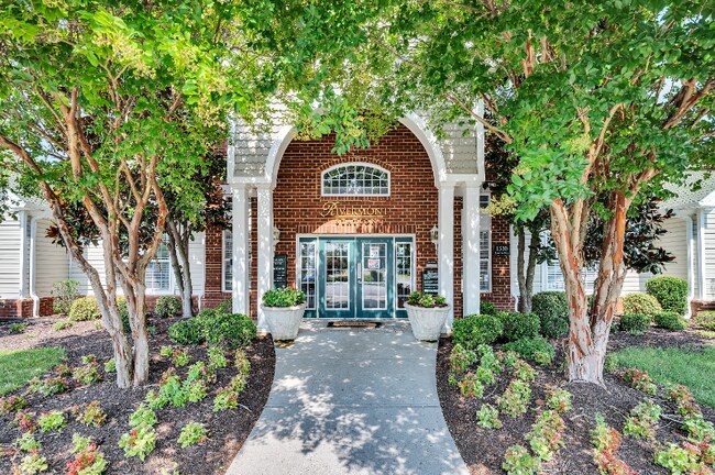 Foto del edificio - 1513 River Fork Pl