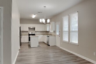 Building Photo - 3602 Windlewood Dr