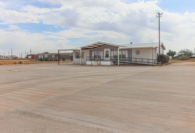 Foto del edificio - 4448 E Morning Glory Rd