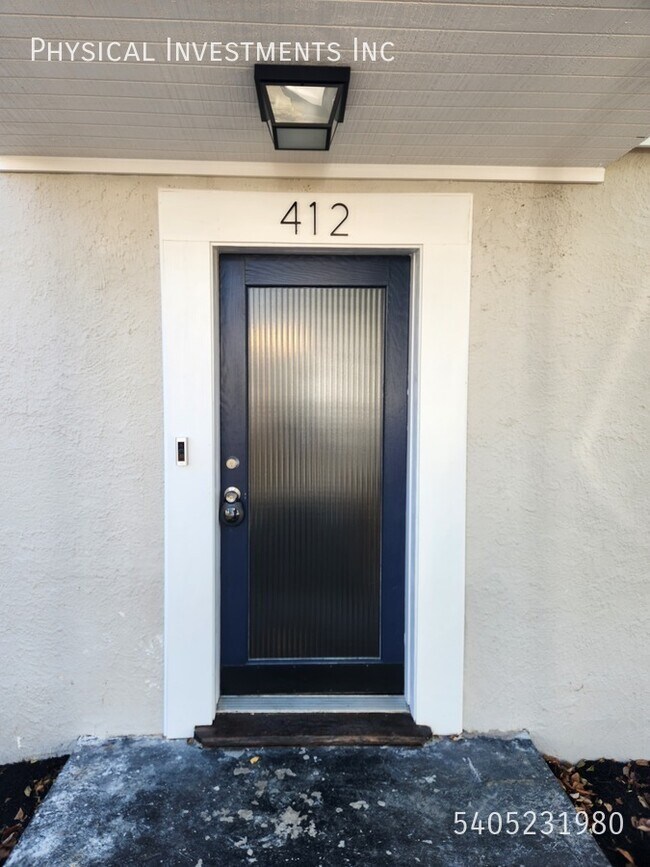 Foto del edificio - 412 Hanover Ave NW