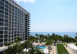 Building Photo - 10275 Collins Ave
