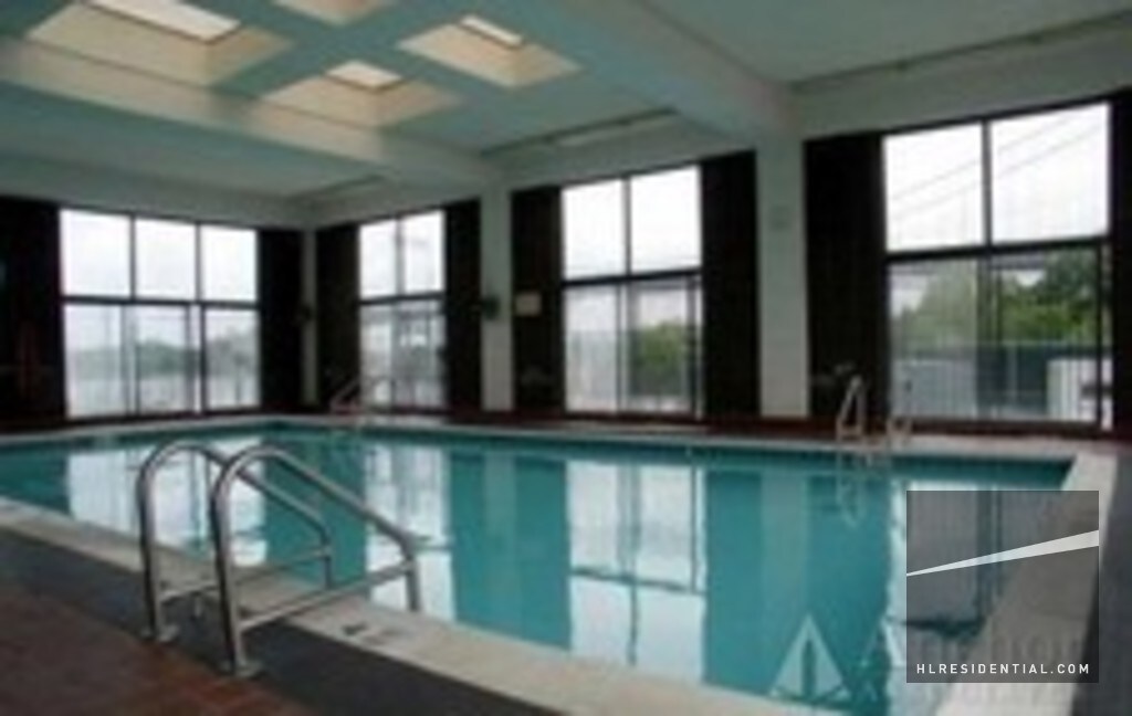 Foto del edificio - 2540 Shore Blvd