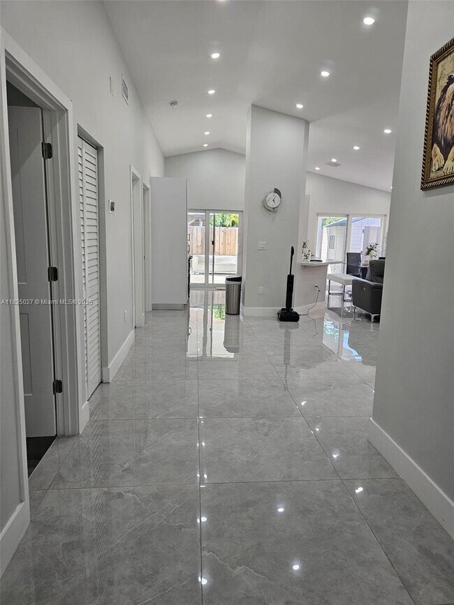 Foto del edificio - 14263 SW 177th Terrace