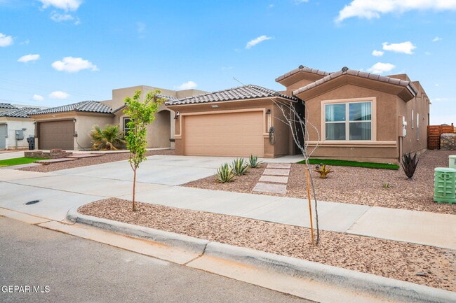 Building Photo - 13956 Garforth Ave