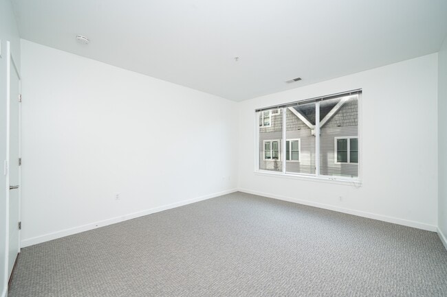 Building Photo - 163 Franklin Street