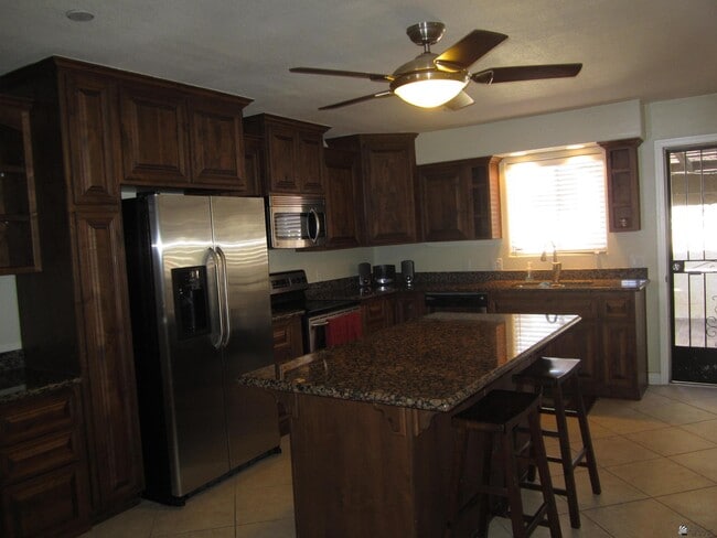 Building Photo - 2240 S Elks Ln