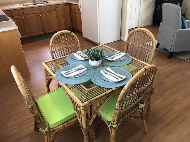 Dining room - 722 George Howe St