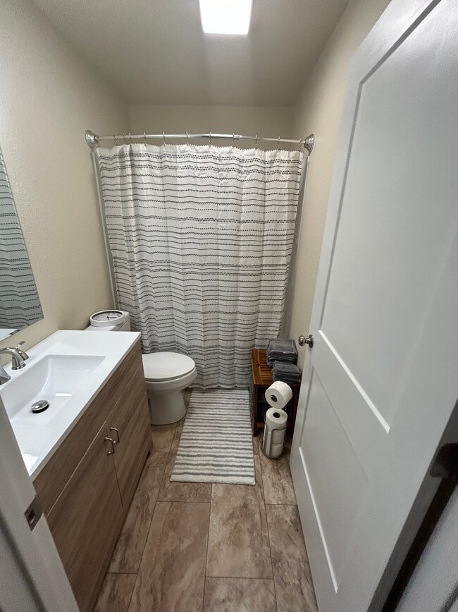 Building Photo - 595 Hambley Blvd