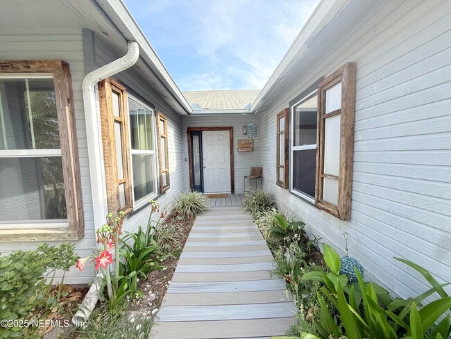 Building Photo - 14349 Courtney Woods Ln