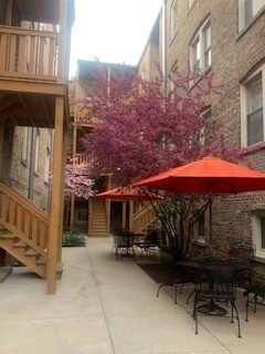 Building Photo - 407 S East Ave