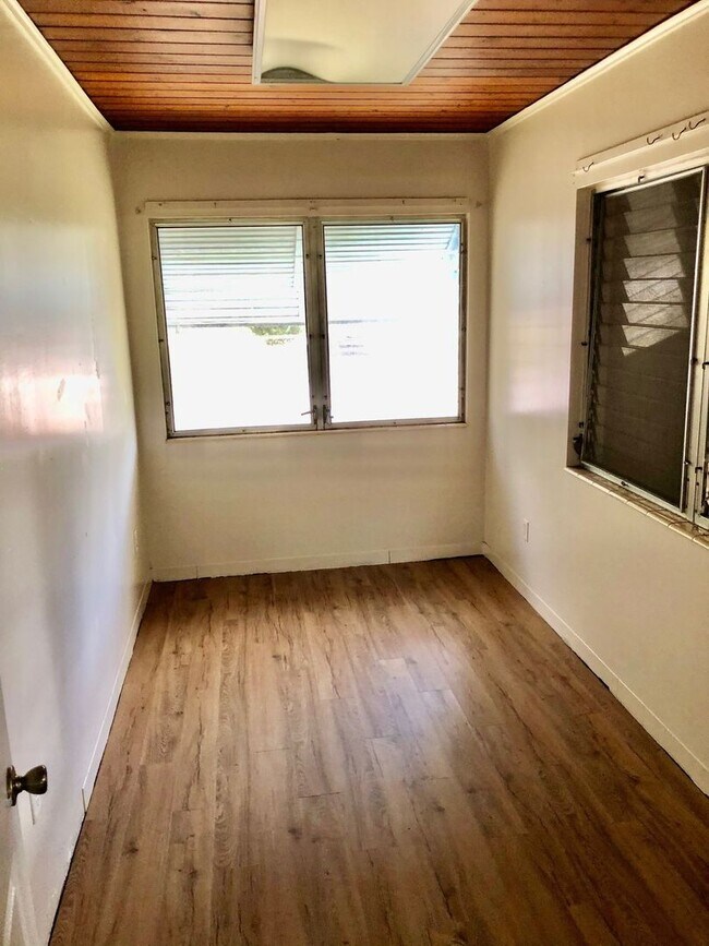Foto del edificio - Beautiful 5BR/1BA Zephyrhills Home w/Brand...