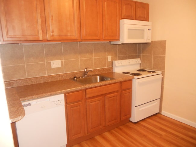 Building Photo - Richwood Terrace Apartments