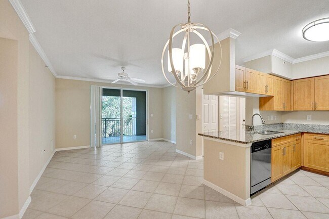 Foto del edificio - 6533 Emerald Dunes Dr