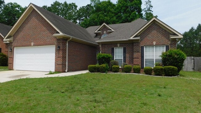 Foto del edificio - 632 Forest Lakes Dr