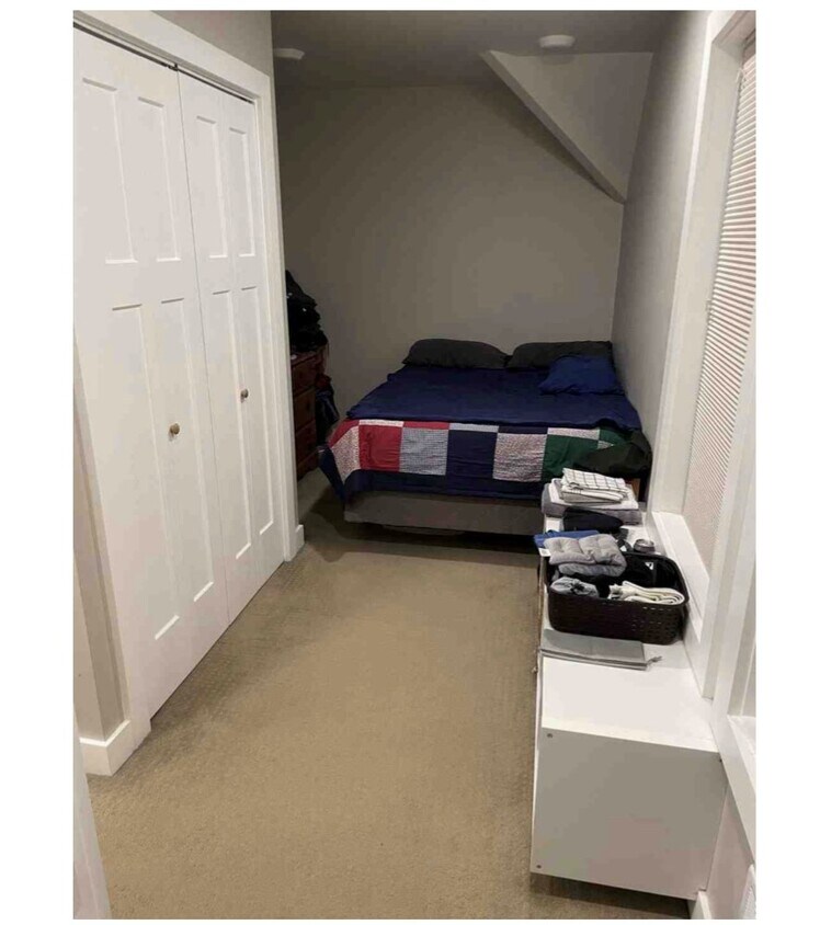 1301 Loop Unit B, Sitka, AK 99835 Apartments in Sitka, AK