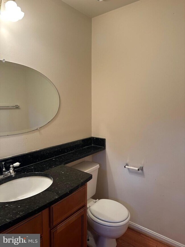 Building Photo - 14505 Sully Lake Ct