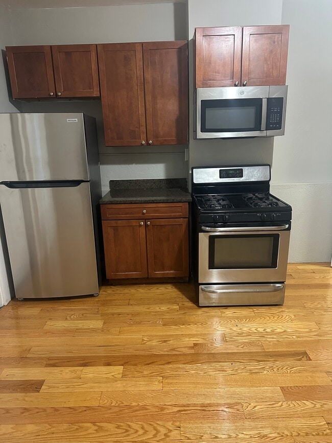 Photo - 33 Algonquin St Apartment