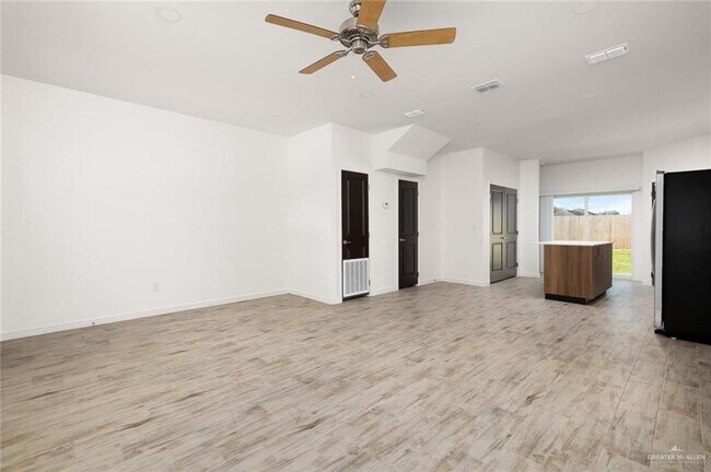 Foto del edificio - 613 Jasper St