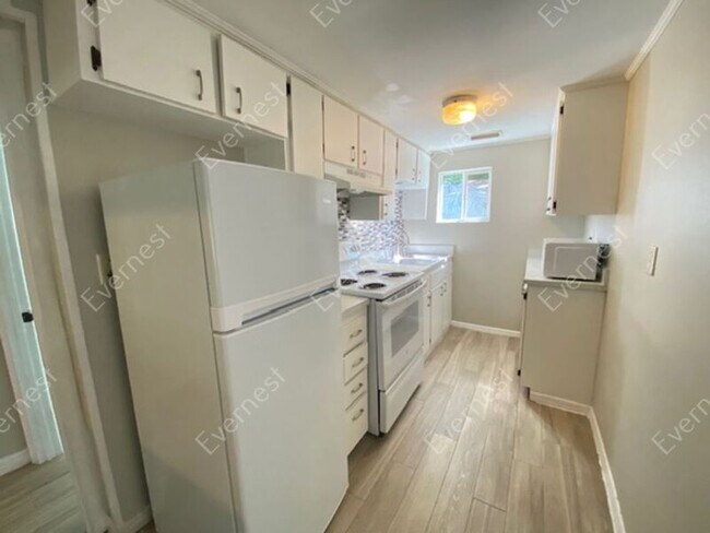 Foto del edificio - 2604 Oakdale St