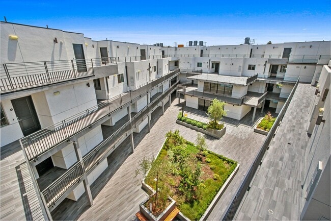 View of 1 Bedroom, 1 Bathroom Apartment for Rent at R3800 | TikTok