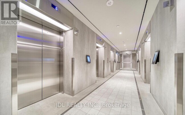 Building Photo - 138-6138 Downes St