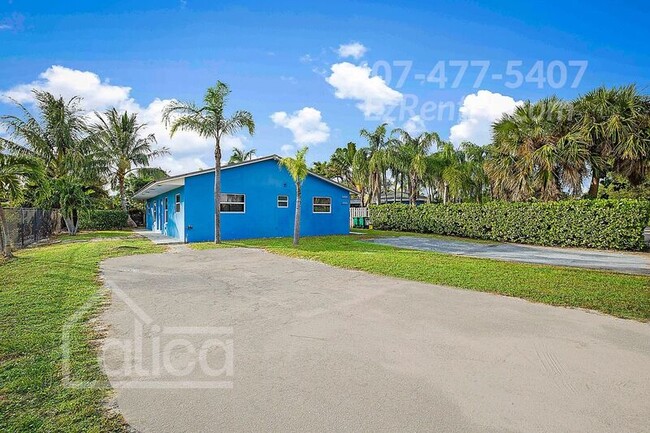 Photo - 13753 Oleander Ave Apartment