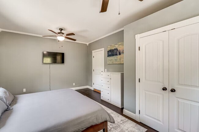 Building Photo - 4640 Motto Ln