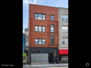 Building Photo - 1115 W Grand Ave