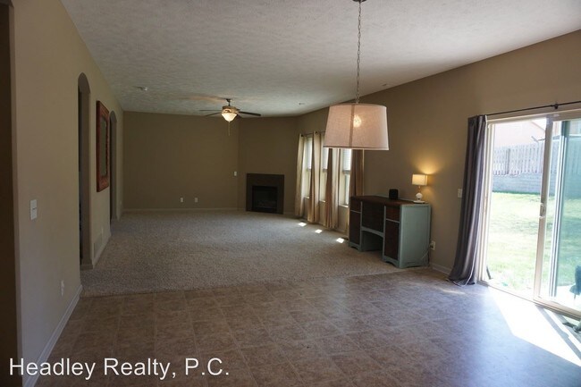Foto del edificio - 5 br, 4 bath House - 4303 Edgerton Dr