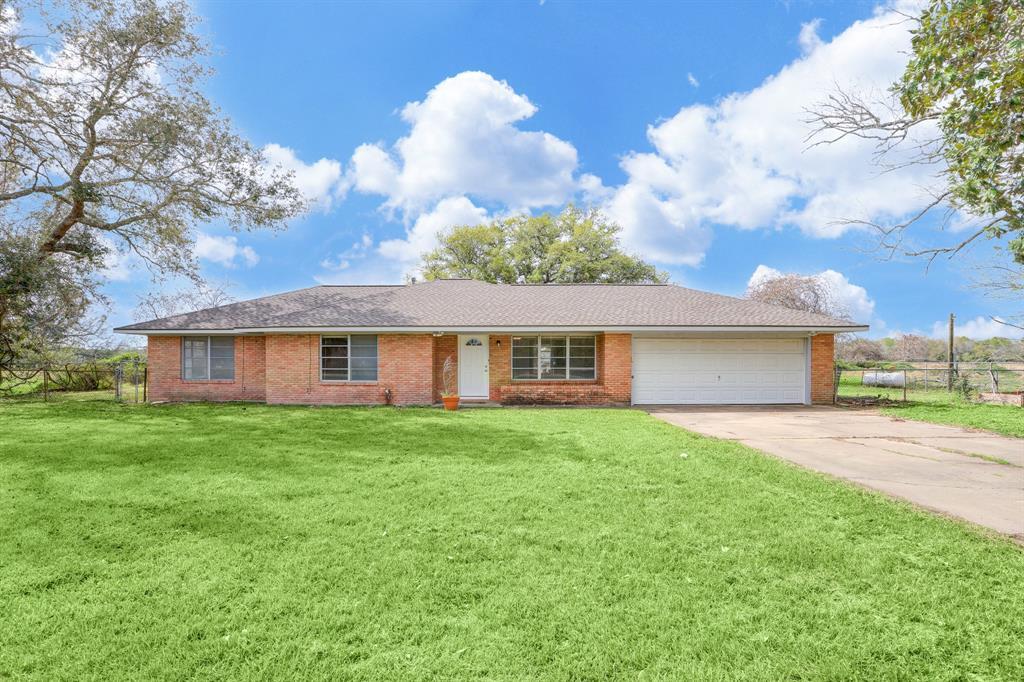 6918 FM 2403, Alvin, TX 77511 House Rental in Alvin, TX