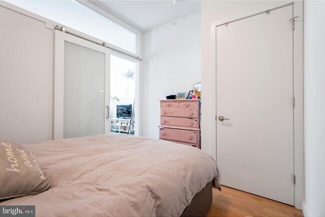 Foto del edificio - 507 S 8th St
