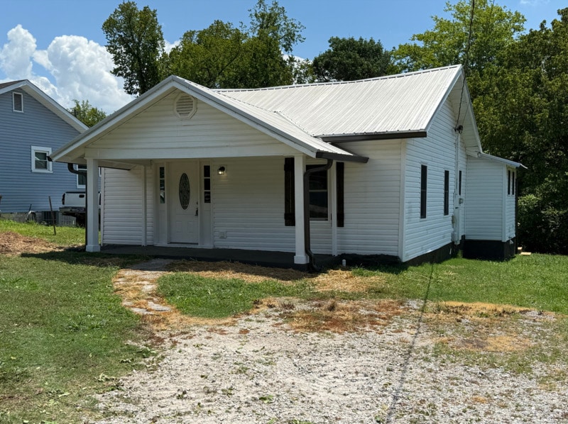 Primary Photo - 1008 Avenue A