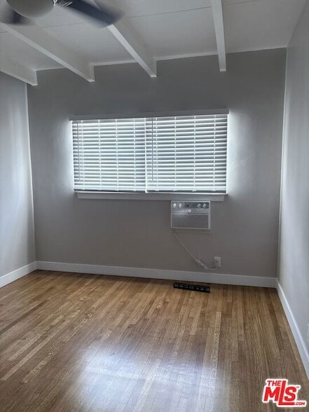Foto del edificio - 438 Cedar Ave