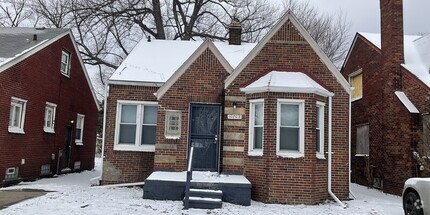 Building Photo - 10803 Roxbury St