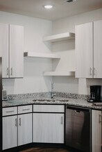 Townhome Kitchen - Winding Springs