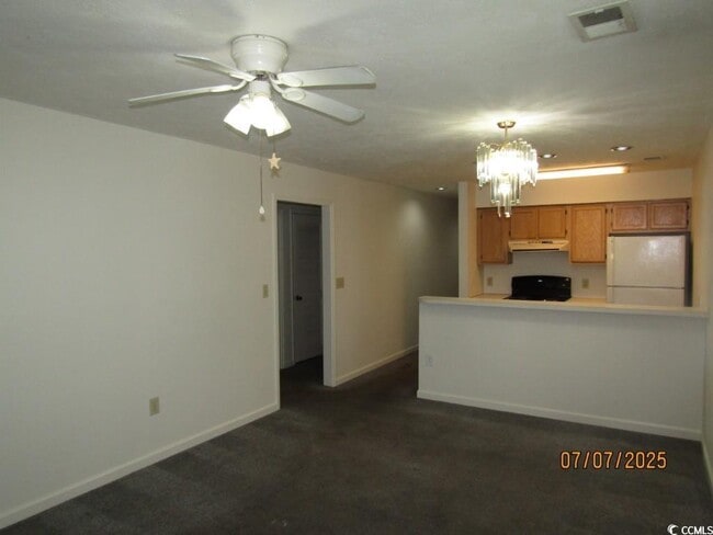 Building Photo - 4258 Pinehurst Cir
