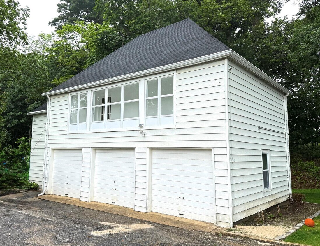 Foto principal - 75 Old Tappan Rd