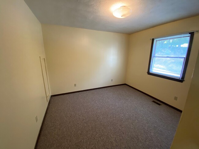 2do dormitorio - 5 Oak Drive Cir