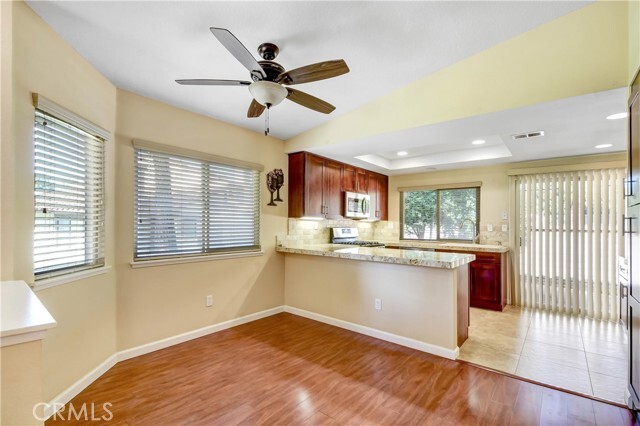 Foto del edificio - 7858 Peralta Rd