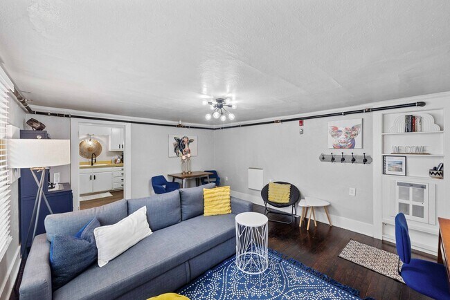 Foto del edificio - Coos Bay Apartments at Heritage House #5 Pet-Friendly Comfort