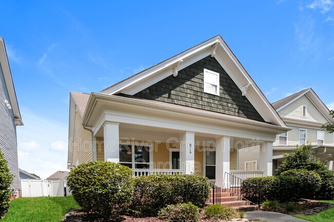 Building Photo - 6719 E Douglas Park Dr