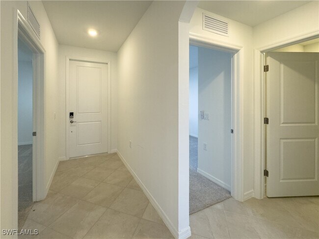 Building Photo - 5629 Double Eagle Cir