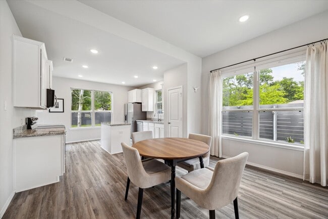Building Photo - 10897 Mockingbird Pl