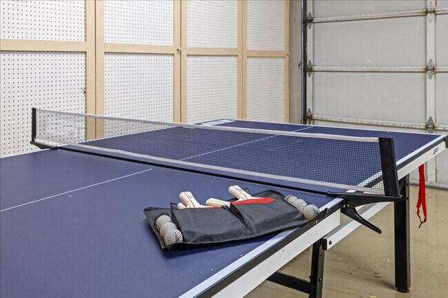 Foto del edificio - 7838 W Holt Ct