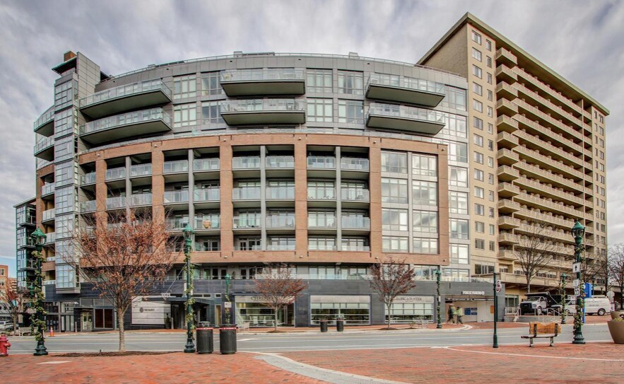 Photo - 7171 Woodmont Ave #804, Bethesda, MD 20815