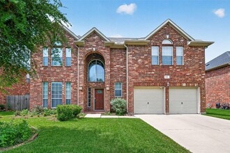 Building Photo - 8811 Sun Haven Ln