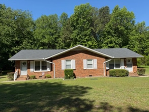 Building Photo - 3733 Wakefield Ln