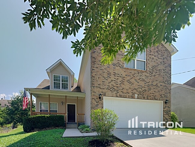 Building Photo - 142 Lyndhurst Dr