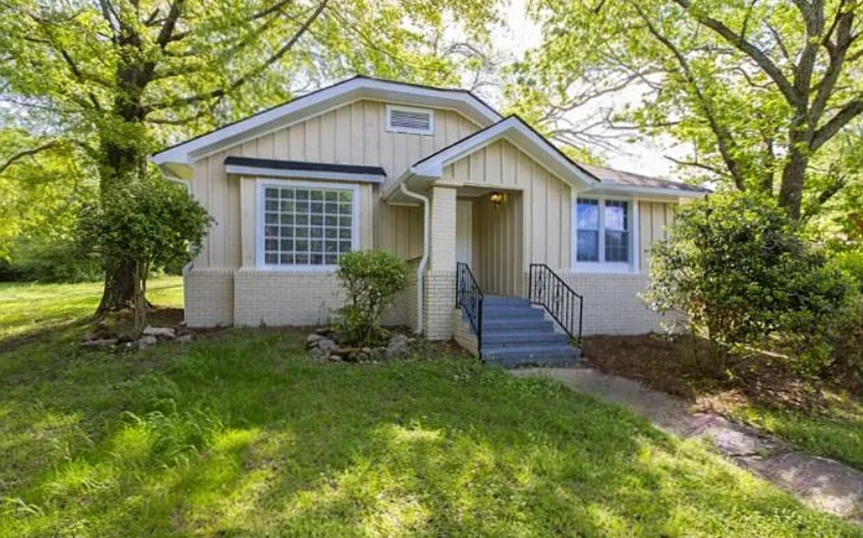 Primary Photo - Spacious 3-Bed, 2-Bath in Pleasant Grove